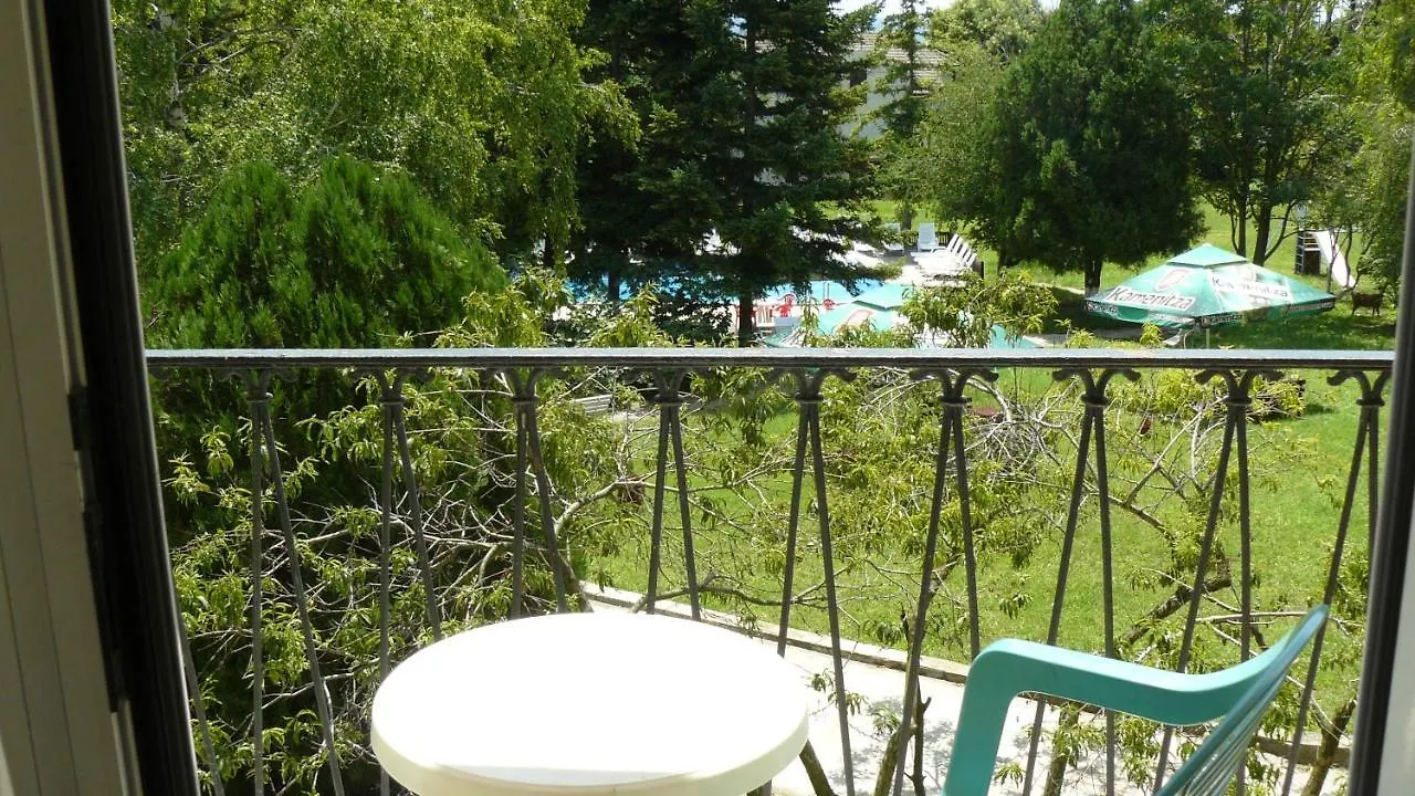 Hotel Briz 3 - Free Parking Varna 2*,  Bulharsko